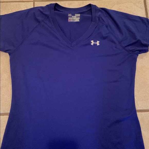 Under Armour Tops - Under Armour Vneck